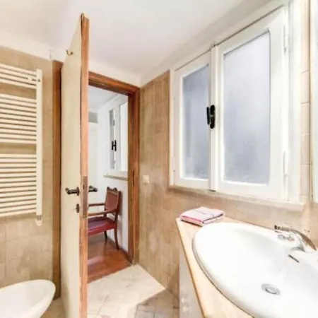 Campo Dei Fiori Stunning And Quiet Apartment *
