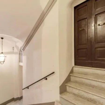 Apartment Campo Dei Fiori Stunning And Quiet Rome